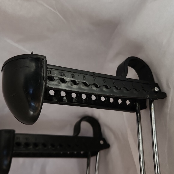 Shoe Stretchers - Picture 3 of 5